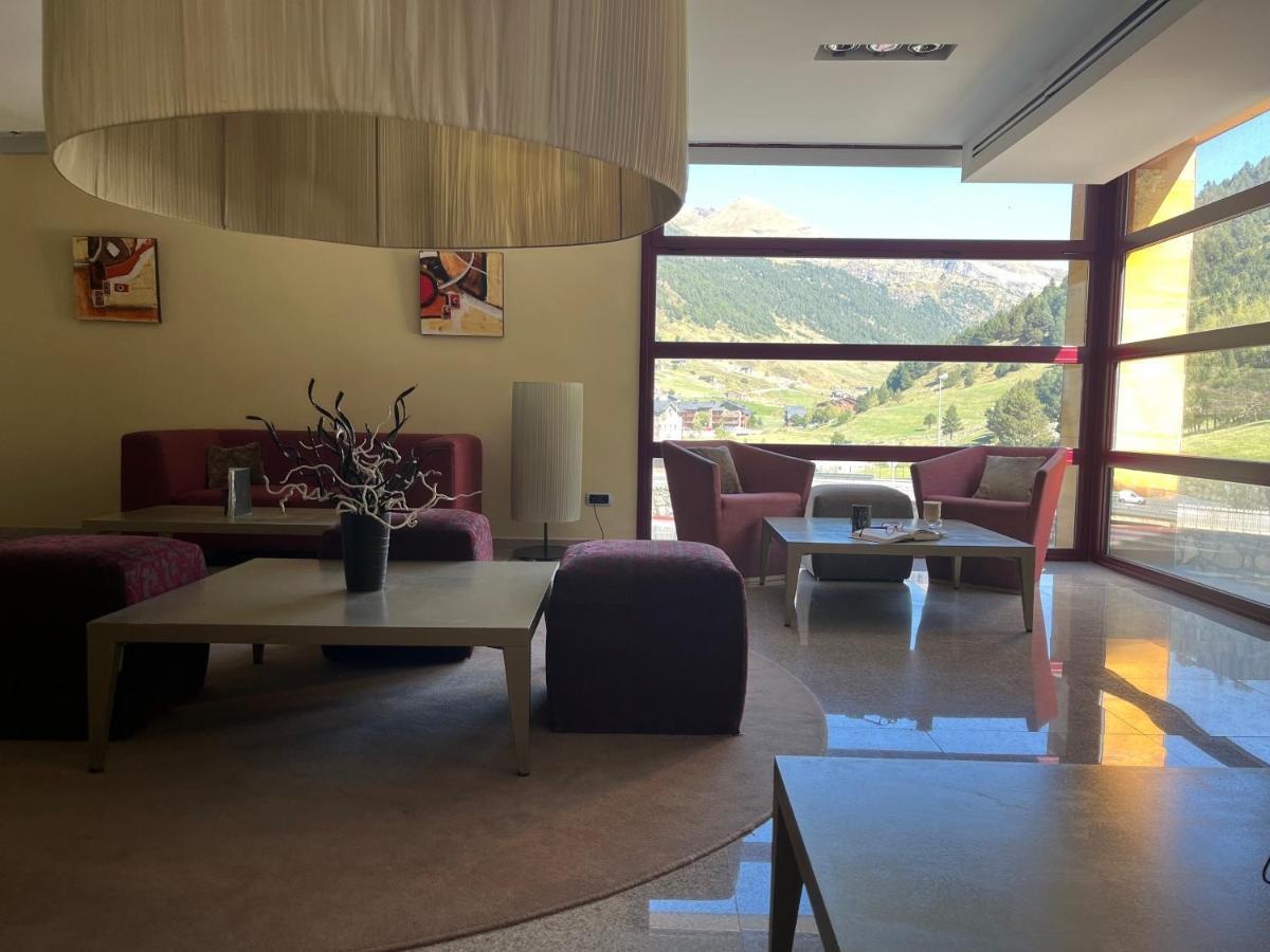 Wuau! Hotel Galanthus & Spa Канило Екстериор снимка