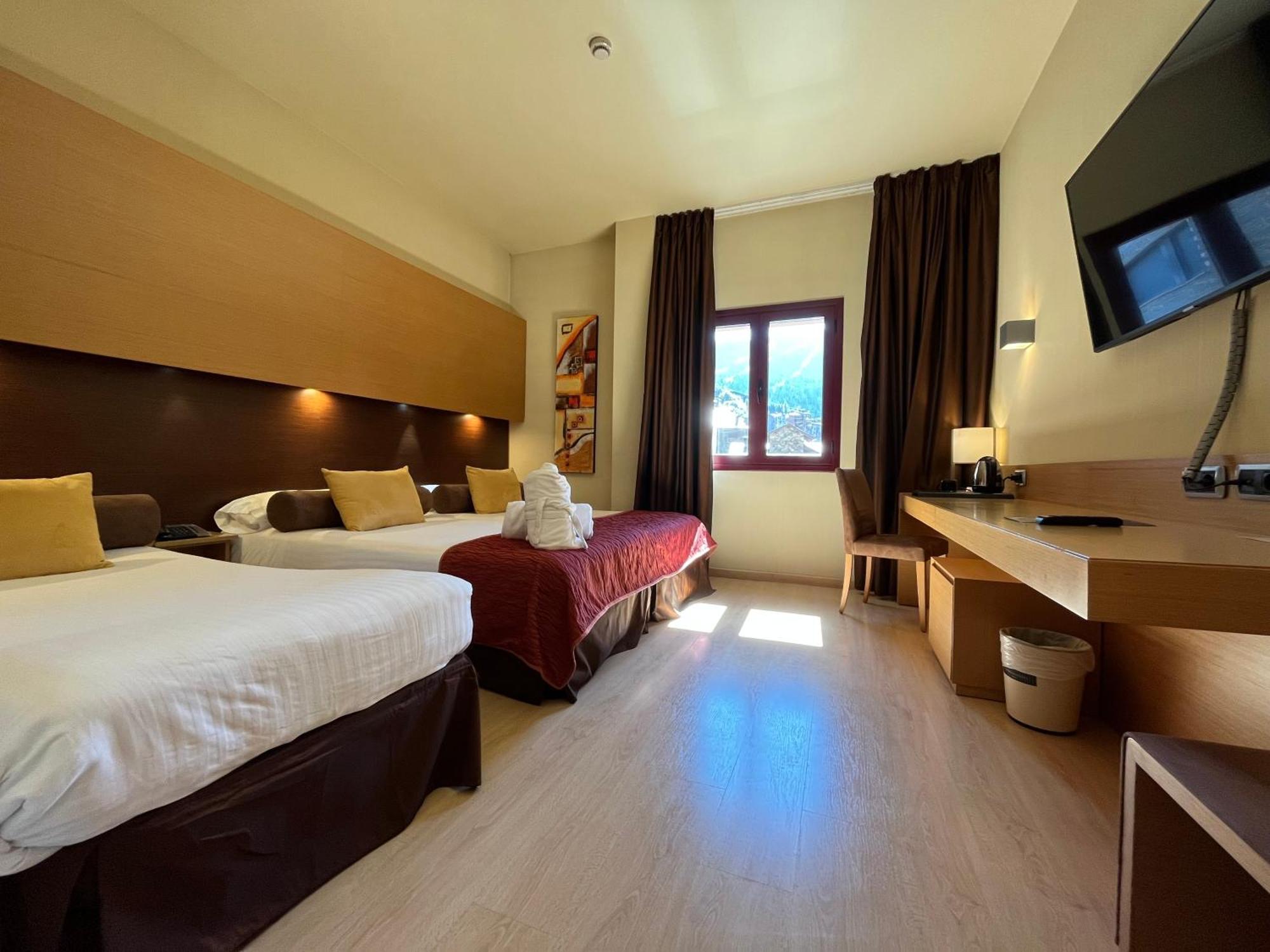 Wuau! Hotel Galanthus & Spa Канило Екстериор снимка