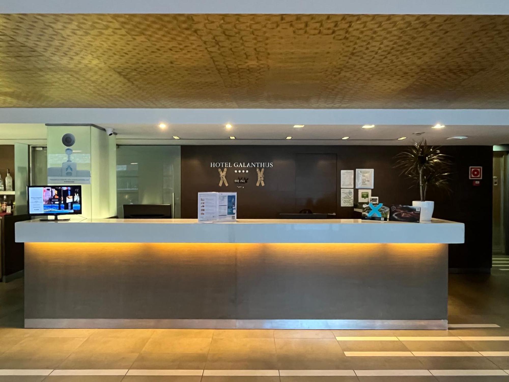 Wuau! Hotel Galanthus & Spa Канило Екстериор снимка