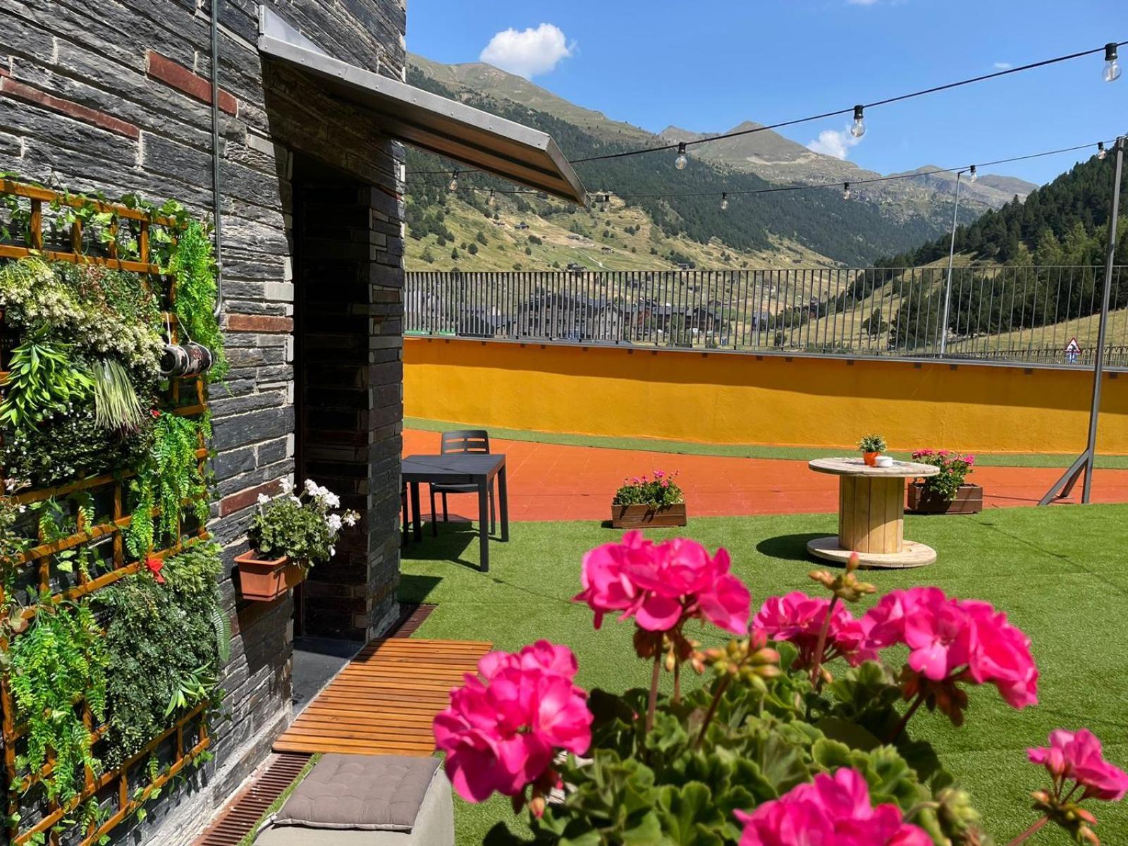 Wuau! Hotel Galanthus & Spa Канило Екстериор снимка